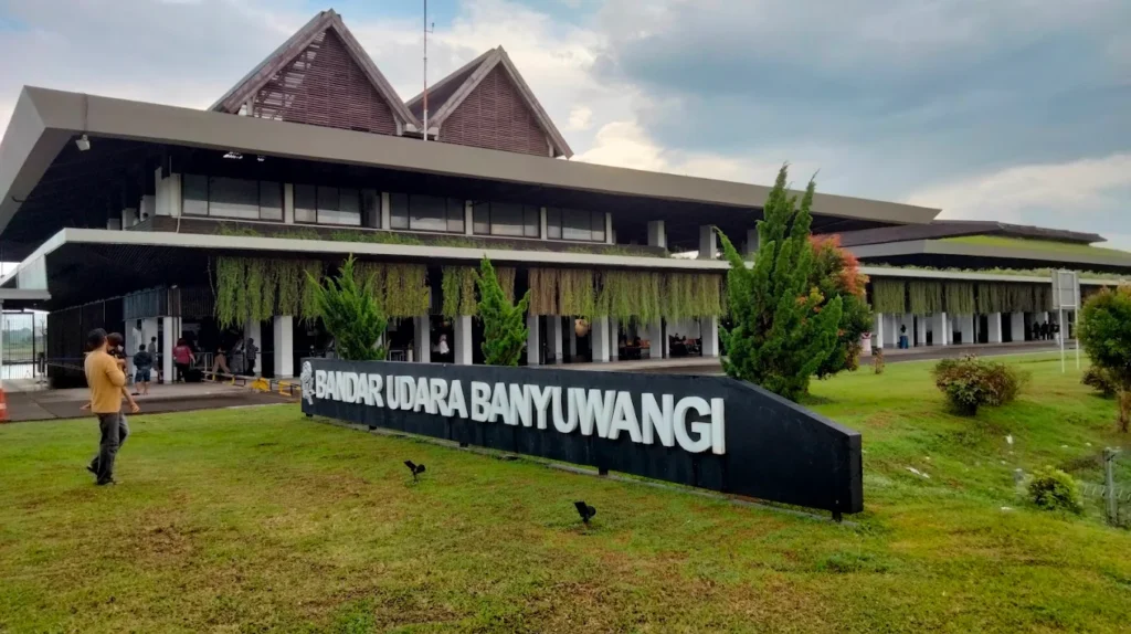Panduan perjalanan udara di bandara